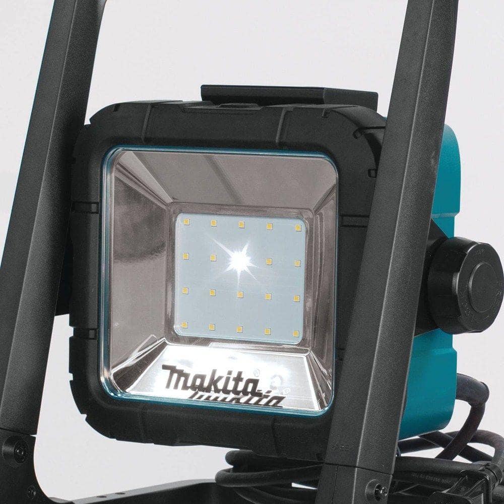 18V LXT Lithium-Ion Cordless/Corded LED Flood Light